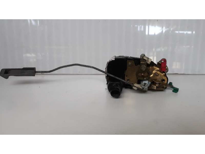 Recambio de cerradura puerta delantera derecha para chrysler voyager (gs) 2.4 referencia OEM IAM 04675584  