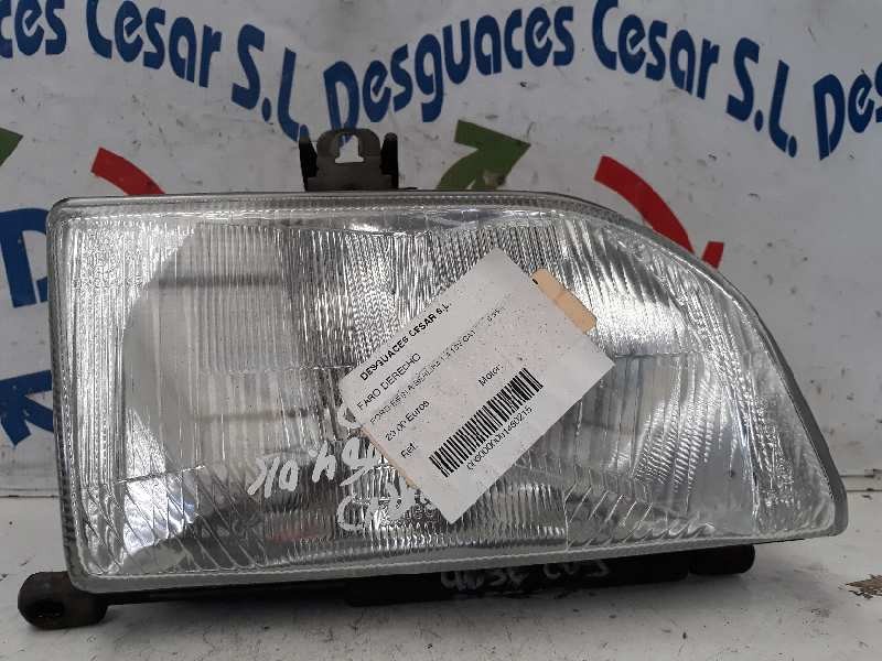 Recambio de faro derecho para ford fiesta berlina 1.4 16v cat referencia OEM IAM   