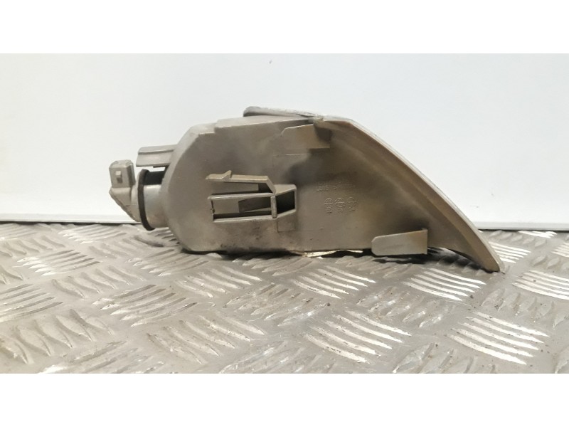 Recambio de piloto delantero izquierdo para citroën xantia berlina 2.0 hdi activa referencia OEM IAM 630369  