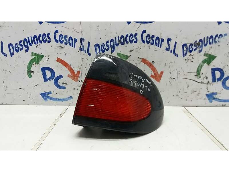 Recambio de piloto trasero derecho para renault megane i classic (la0) 1.6 europa referencia OEM IAM   
