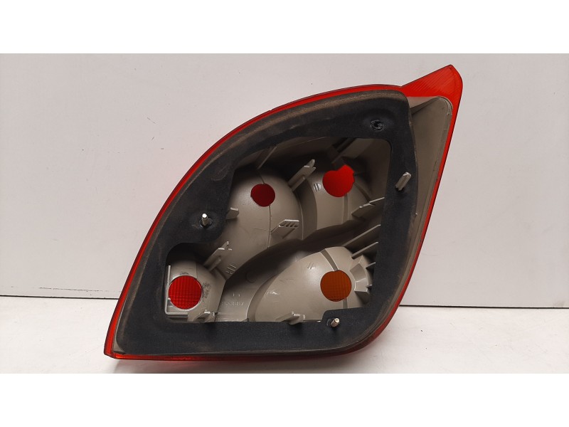 Recambio de piloto trasero izquierdo para ford fiesta berlina básico referencia OEM IAM 96FG13A603BC  