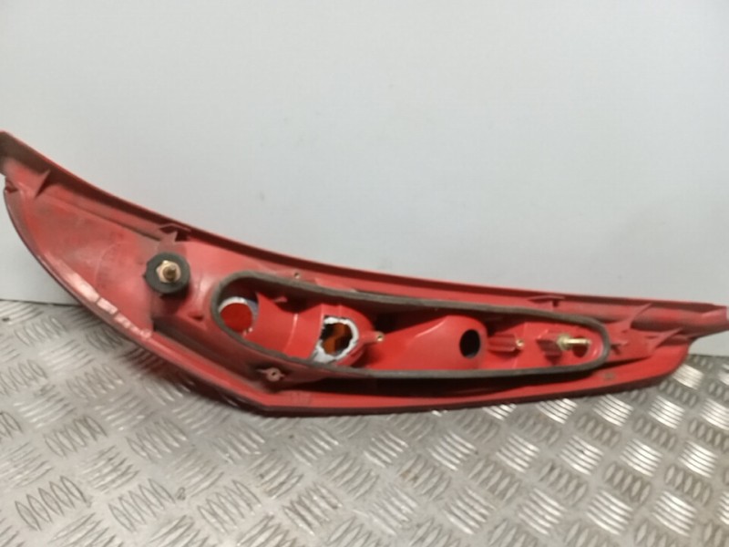 Recambio de piloto trasero izquierdo para fiat punto berlina (188) 1.4 referencia OEM IAM   