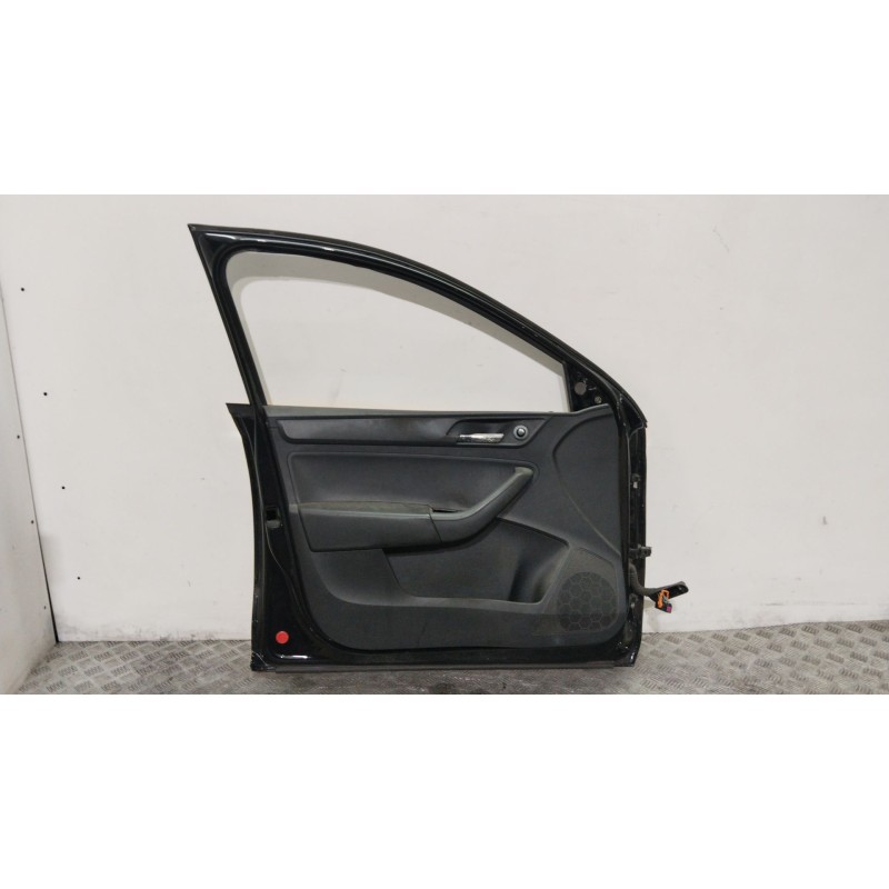 PUERTA DELANTERA IZQUIERDA 5JA831051C AMARILLO - imagen 4