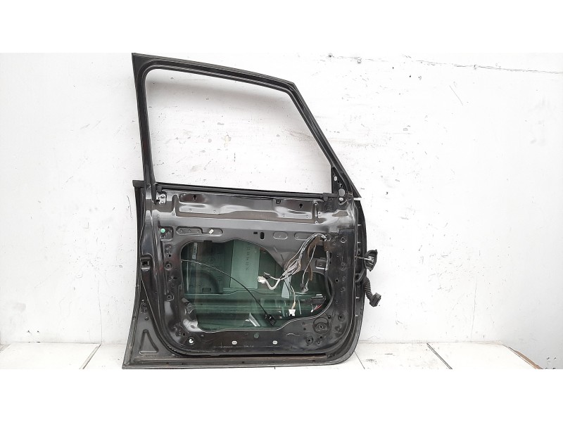 Recambio de puerta delantera izquierda para renault espace iv (jk0) expression referencia OEM IAM 7751473099 NEGRO 