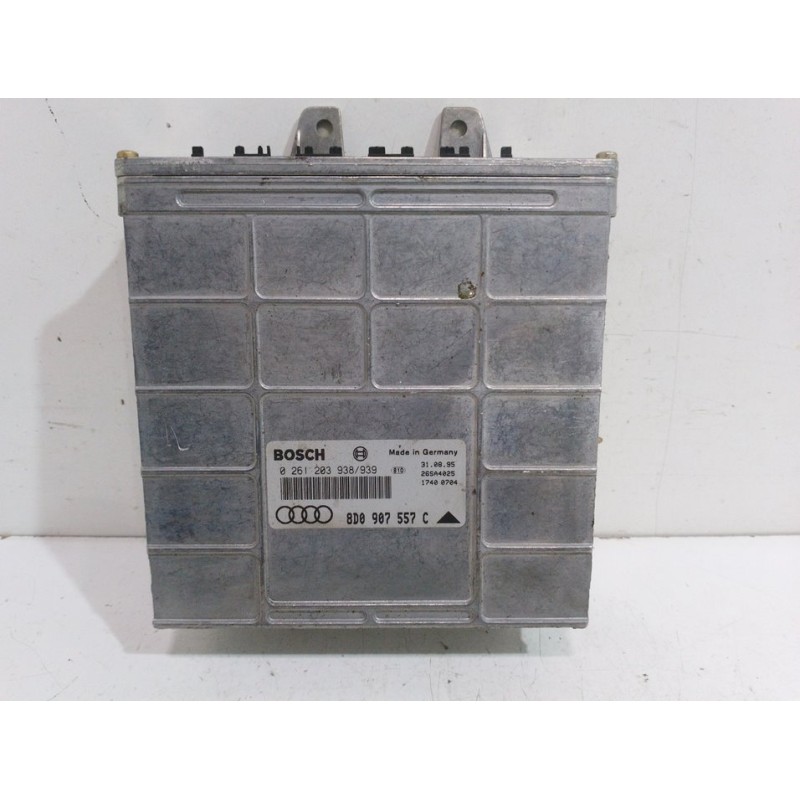 CENTRALITA MOTOR UCE 8D0907557C 0261203938  - imagen 1