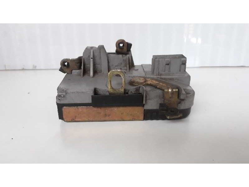 Recambio de cerradura puerta delantera izquierda para peugeot 206 berlina xs referencia OEM IAM 9135R9   Recambio de cerradura puerta delantera izquierda para peugeot 206 berlina xs referencia OEM IAM 9135R9