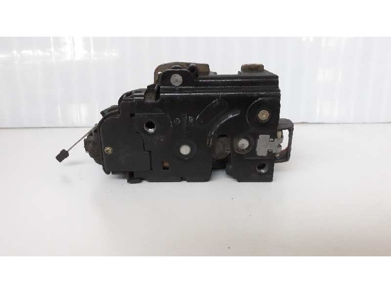 Recambio de cerradura puerta delantera derecha para seat toledo (1l) referencia OEM IAM   