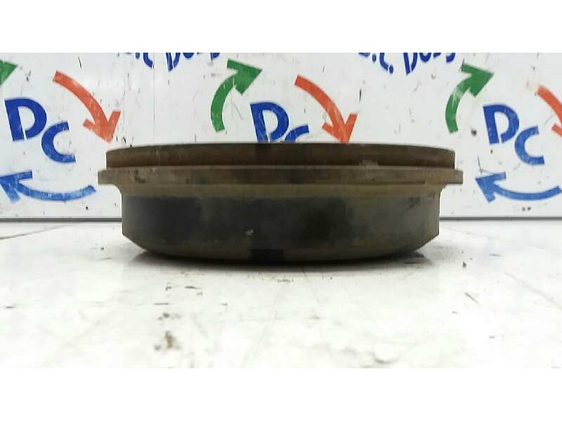 Recambio de tambor freno trasero derecho para ford mondeo berlina (gd) clx referencia OEM IAM 1046373  