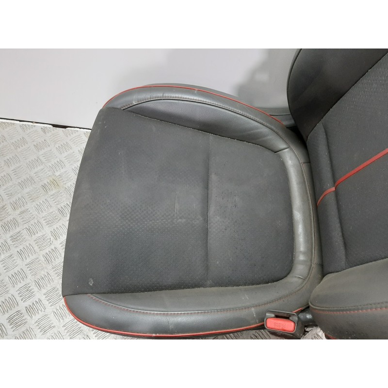 ASIENTO DELANTERO DERECHO  - imagen 2