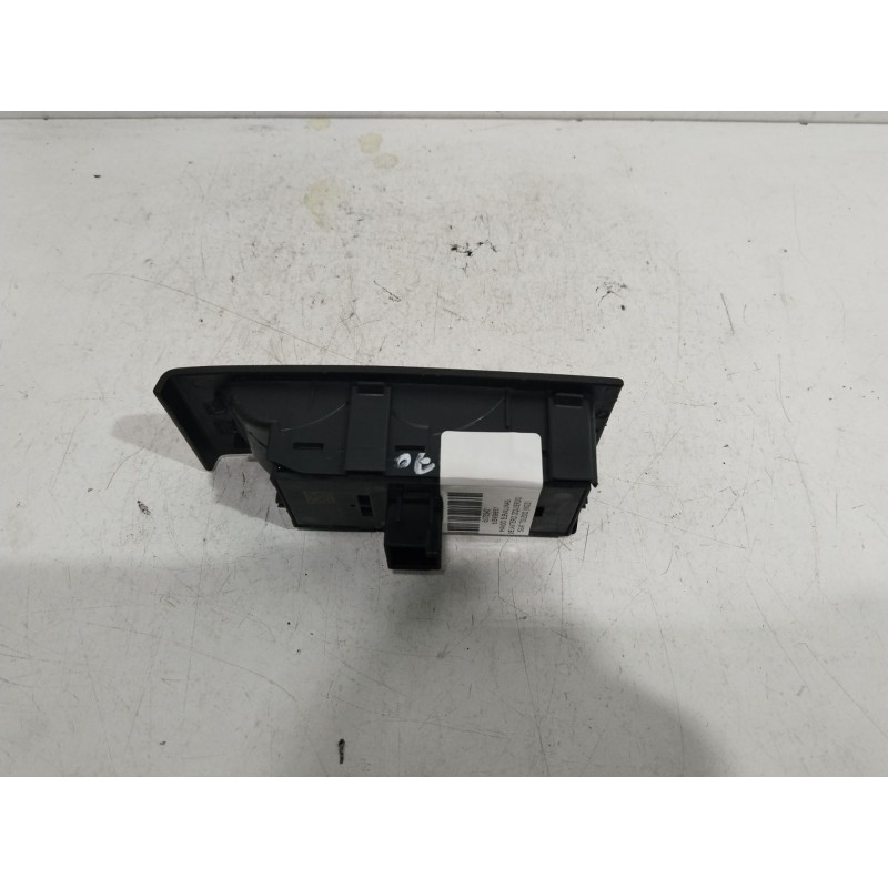 MANDO ELEVALUNAS DELANTERO IZQUIERDO 6JB959857  - imagen 4
