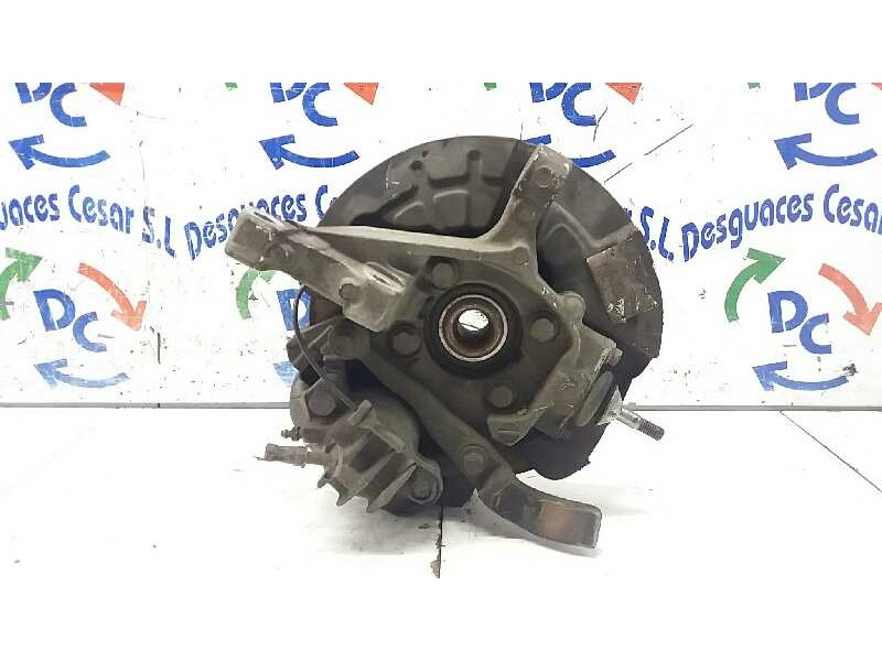 Recambio de mangueta delantera derecha para volvo v70 familiar 2.4 (103kw) referencia OEM IAM 30760715  