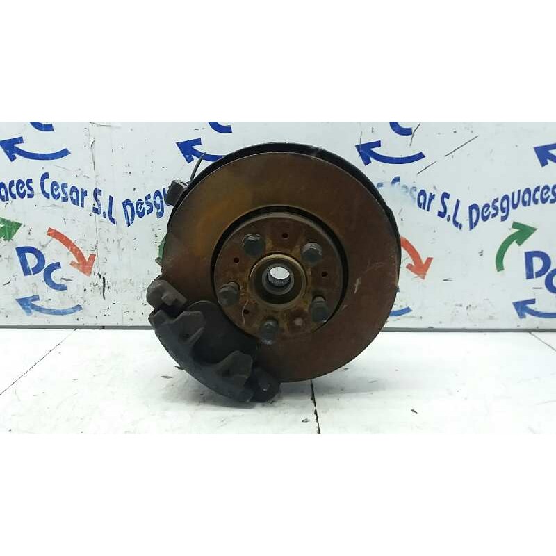 Recambio de mangueta delantera izquierda para volvo v70 familiar 2.4 (103kw) referencia OEM IAM 30760714  