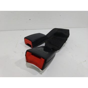 ENGANCHE CINTURON TRASERO CENTRAL 60385400 