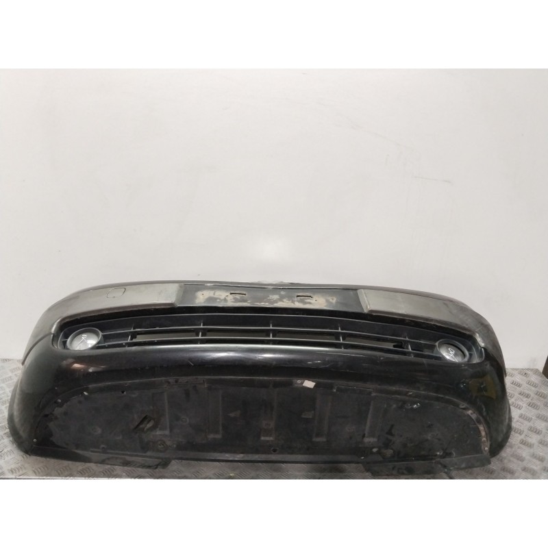PARAGOLPES DELANTERO 620225303R NEGRO - imagen 1