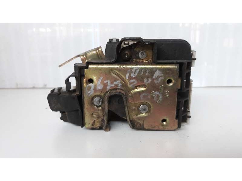 Recambio de cerradura puerta delantera derecha para seat ibiza (6k) básico referencia OEM IAM 6K1837016N  