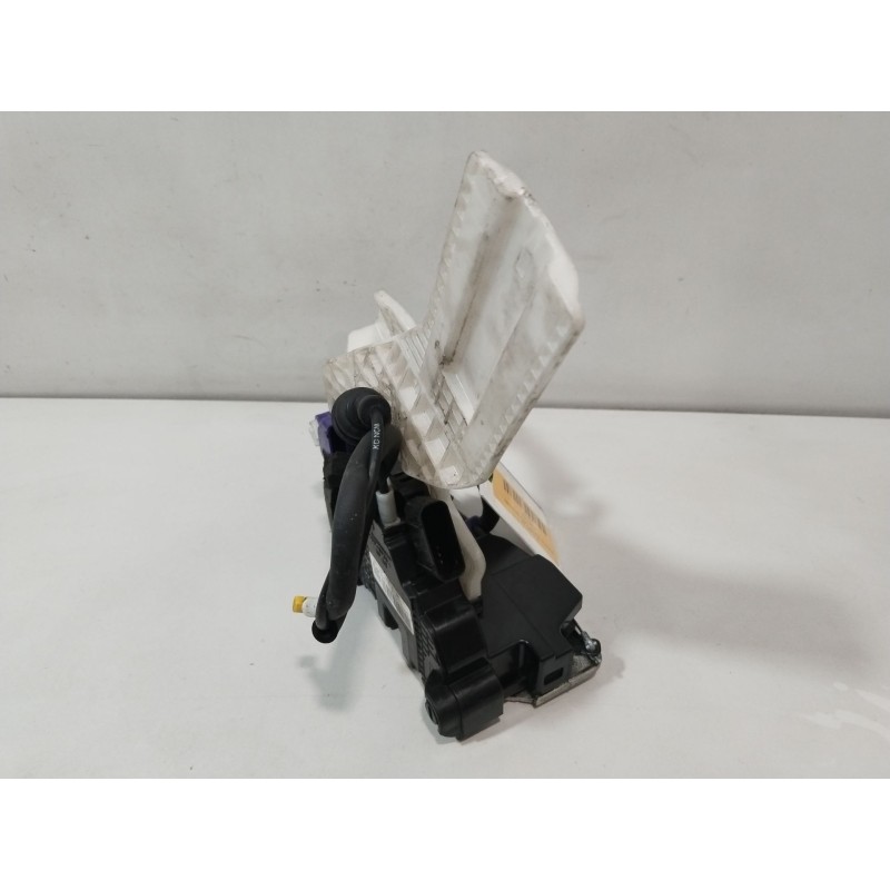 CERRADURA PUERTA TRASERA IZQUIERDA 81410A4020  - imagen 2