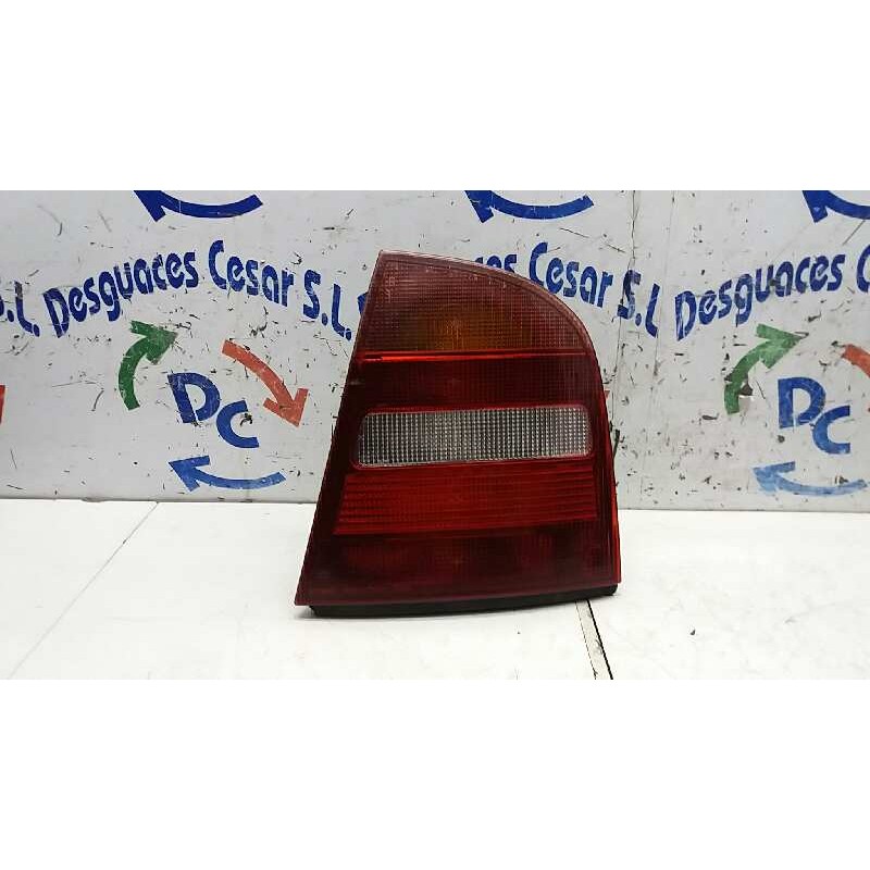 Recambio de piloto trasero derecho para skoda octavia berlina (1u2) 1.9 tdi slx (81kw) referencia OEM IAM 1U6945112  