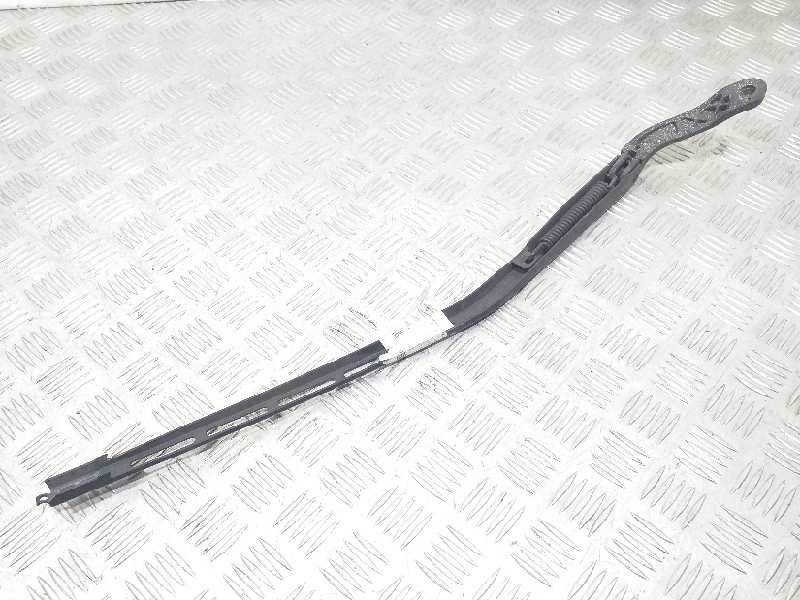 Recambio de brazo limpia delantero derecho para citroën c4 berlina lx referencia OEM IAM   