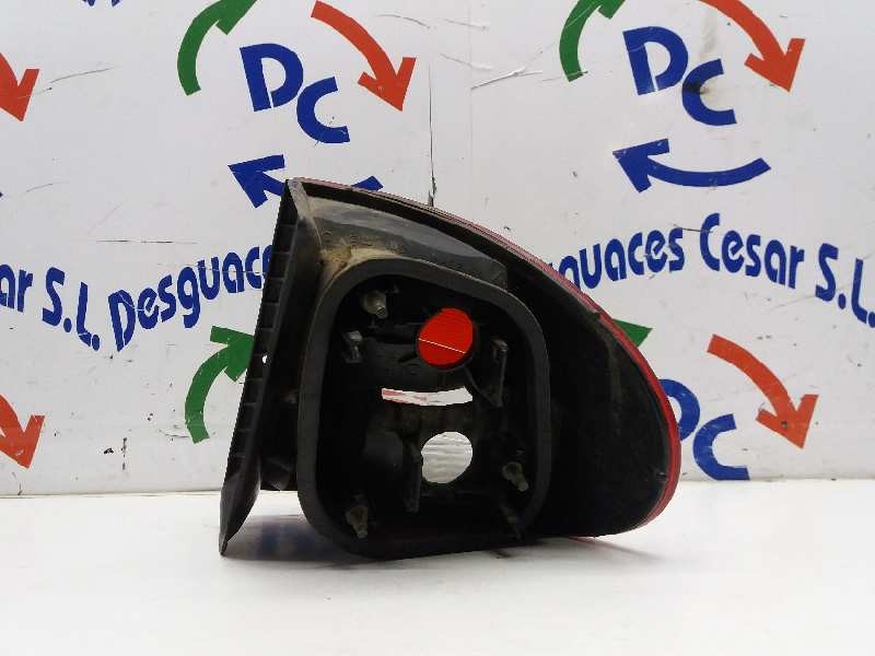 Recambio de piloto trasero izquierdo para renault megane i classic (la0) 1.4e rn referencia OEM IAM 7701042628  