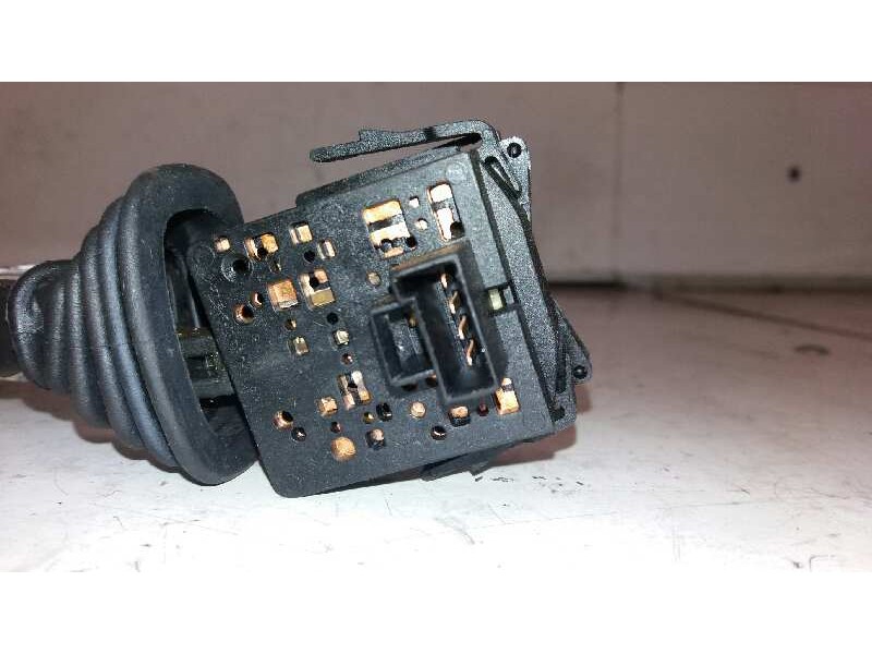 Recambio de mando limpia para opel combo (corsa c) familiar referencia OEM IAM 09185417   Recambio de mando limpia para opel combo (corsa c) familiar referencia OEM IAM 09185417