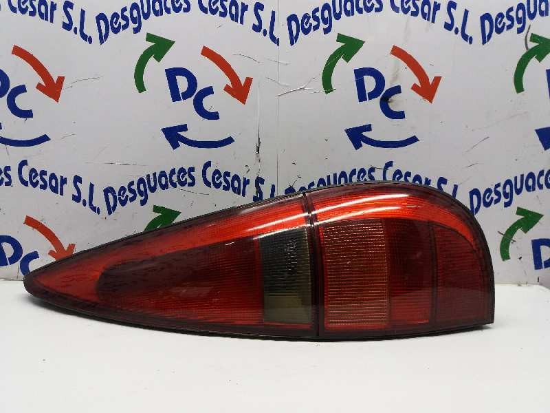 Recambio de piloto trasero derecho para renault laguna (b56) referencia OEM IAM   