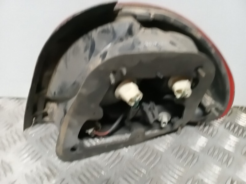 Recambio de piloto trasero izquierdo para hyundai accent (x3) 1.5 gls referencia OEM IAM    Recambio de piloto trasero izquierdo para hyundai accent (x3) 1.5 gls referencia OEM IAM