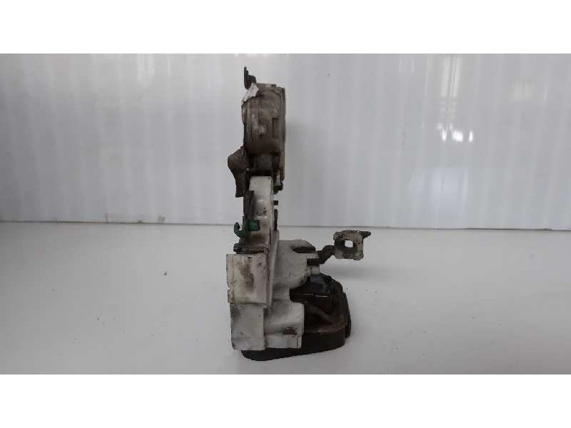 Recambio de cerradura puerta trasera derecha para nissan almera (n16/e) acenta referencia OEM IAM   