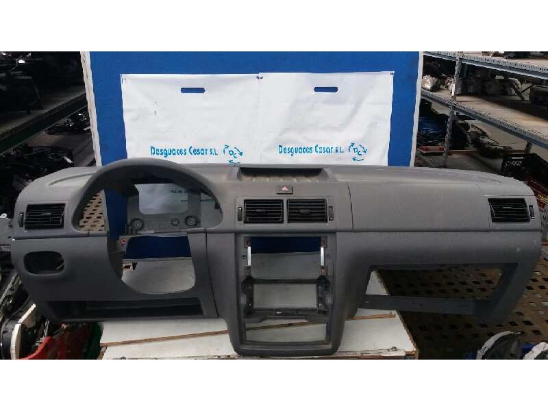 Recambio de salpicadero para ford transit connect (tc7) furgón (2006) referencia OEM IAM 5041457  