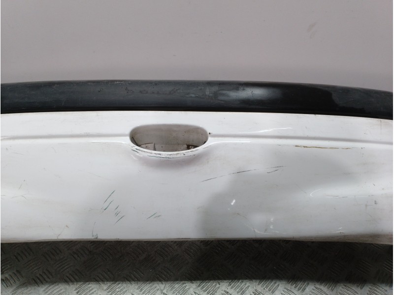 Recambio de paragolpes trasero para peugeot 206 berlina x-line referencia OEM IAM 7013L0 BLANCO 