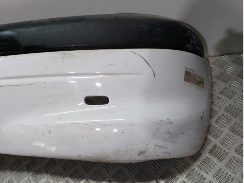 Recambio de paragolpes trasero para peugeot 206 berlina x-line referencia OEM IAM 7013L0 BLANCO 