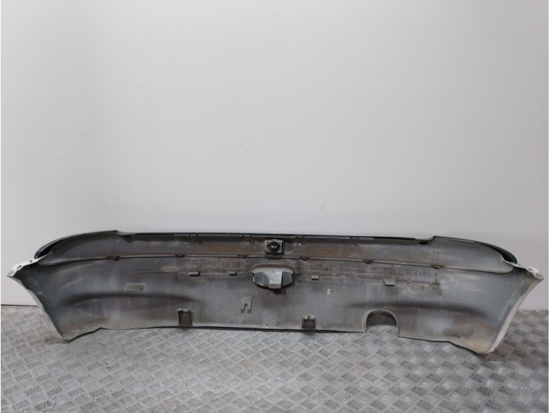 Recambio de paragolpes trasero para peugeot 206 berlina x-line referencia OEM IAM 7013L0 BLANCO 
