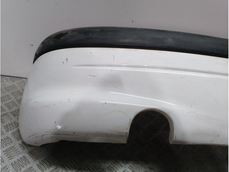 Recambio de paragolpes trasero para peugeot 206 berlina x-line referencia OEM IAM 7013L0 BLANCO 