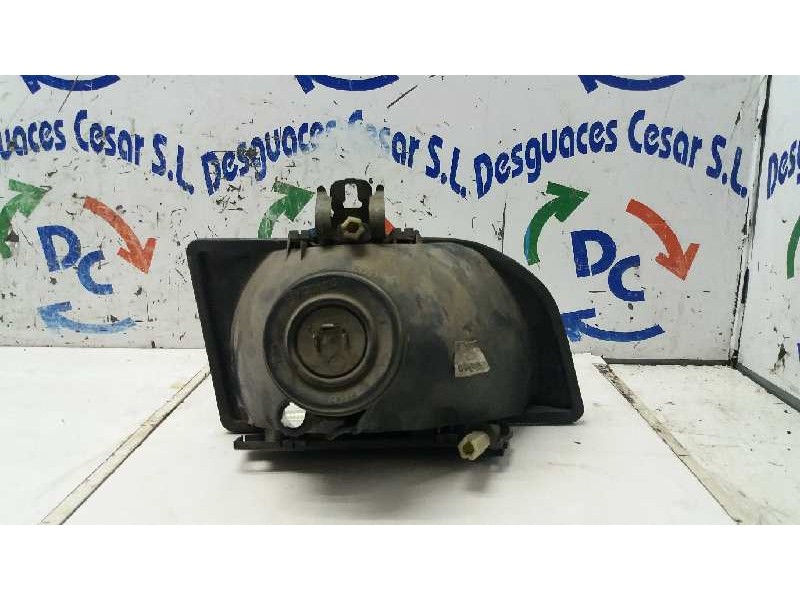 Recambio de faro izquierdo para ford fiesta berlina 1.3 cat referencia OEM IAM   