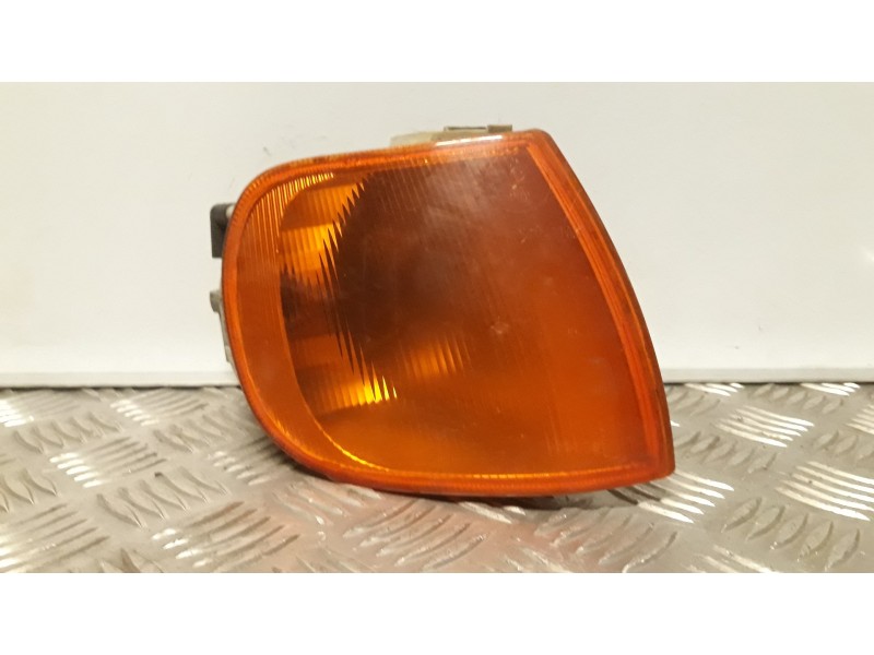 Recambio de piloto delantero derecho para volkswagen polo berlina (6n1) referencia OEM IAM   