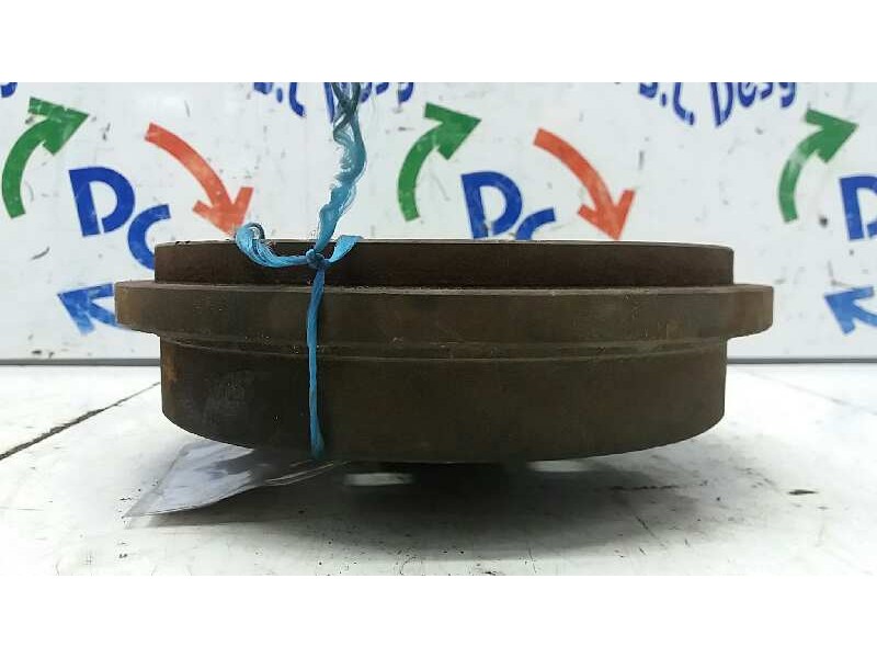 Recambio de tambor freno trasero derecho para volkswagen polo berlina (6n1) sport referencia OEM IAM   