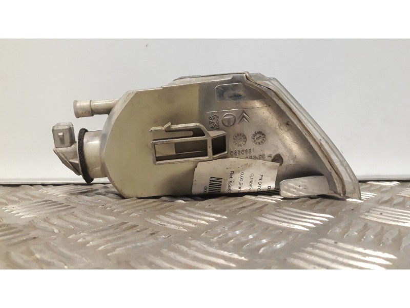Recambio de piloto delantero izquierdo para citroën xantia berlina 1.9 sd sensation referencia OEM IAM 95667956   Recambio de piloto delantero izquierdo para citroën xantia berlina 1.9 sd sensation referencia OEM IAM 95667956