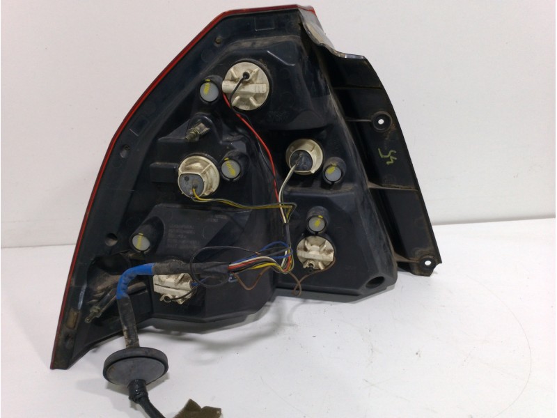 Recambio de piloto trasero derecho para chevrolet aveo lt referencia OEM IAM 96650615  