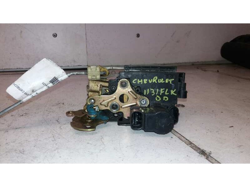 Recambio de cerradura puerta delantera derecha para chevrolet aveo lt referencia OEM IAM 96272642  