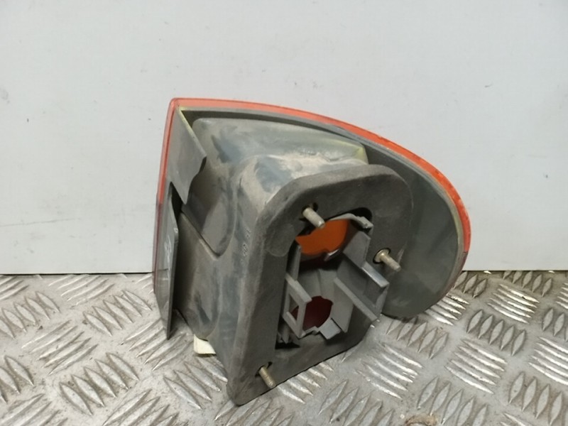 Recambio de piloto trasero izquierdo para fiat punto cabrio (176) elx referencia OEM IAM 0046730571   Recambio de piloto trasero izquierdo para fiat punto cabrio (176) elx referencia OEM IAM 0046730571