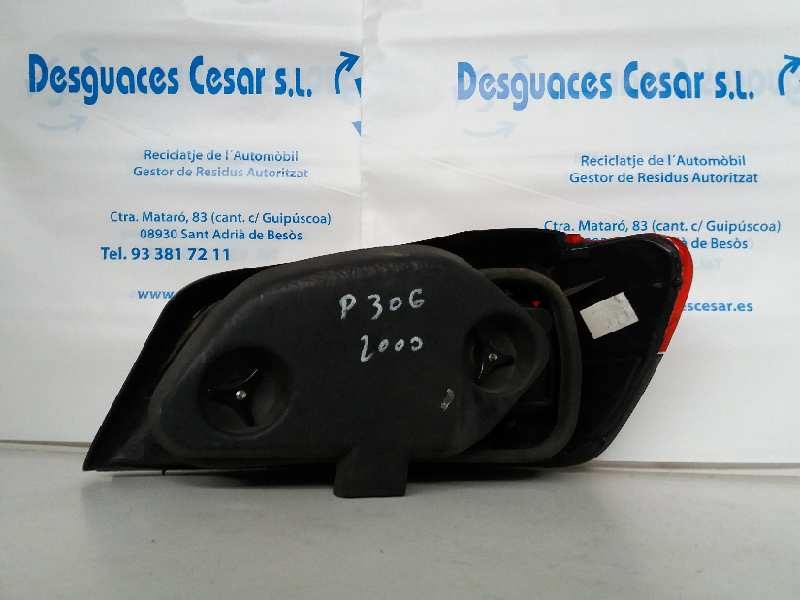 Recambio de piloto trasero derecho para peugeot 306 berlina 3/5 puertas (s1) referencia OEM IAM    Recambio de piloto trasero derecho para peugeot 306 berlina 3/5 puertas (s1) referencia OEM IAM