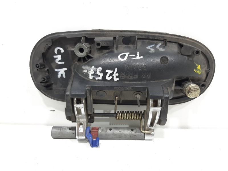 Recambio de maneta exterior trasera derecha para nissan almera tino (v10m) acenta referencia OEM IAM 82606BM760   Recambio de maneta exterior trasera derecha para nissan almera tino (v10m) acenta referencia OEM IAM 82606BM760