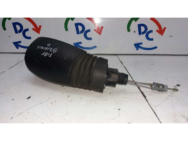 Recambio de retrovisor izquierdo para fiat punto berlina (188) 1.9 diesel eco referencia OEM IAM  MANUAL 