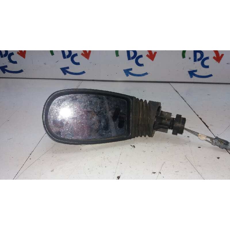 Recambio de retrovisor izquierdo para fiat punto berlina (188) 1.2 8v referencia OEM IAM  MANUAL 