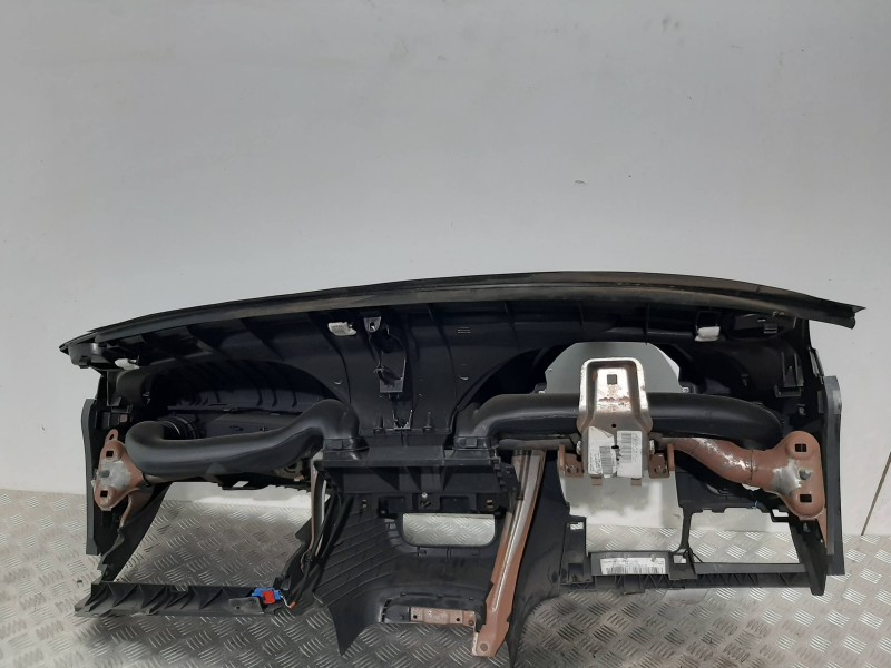 Recambio de salpicadero para citroën c2 vts referencia OEM IAM 8211EY  