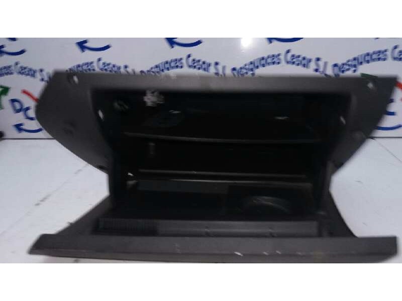 Recambio de guantera para opel astra h berlina cosmo referencia OEM IAM   