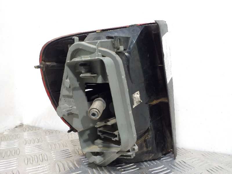 Recambio de piloto trasero derecho para volkswagen fox (5z1) básico referencia OEM IAM 5Z0945112   Recambio de piloto trasero derecho para volkswagen fox (5z1) básico referencia OEM IAM 5Z0945112