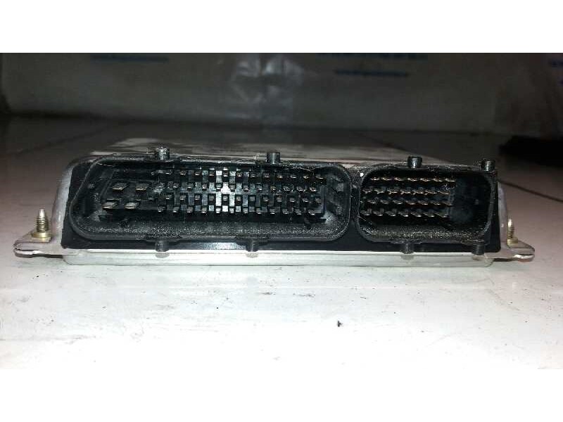 Recambio de centralita motor uce para volkswagen passat berlina (3b2) básico referencia OEM IAM 0261204613   Recambio de centralita motor uce para volkswagen passat berlina (3b2) básico referencia OEM IAM 0261204613
