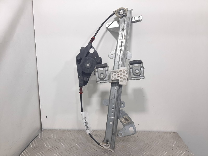 Recambio de elevalunas delantero izquierdo para ford fiesta (cbk) ambiente referencia OEM IAM 8S61A23209AA SIN MOTOR 