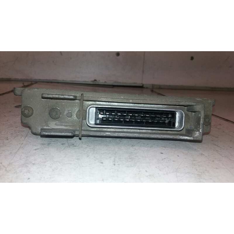 Recambio de centralita motor uce para renault clio ii fase i (b/cbo) 1.9 d referencia OEM IAM 7700104956 R04080009D 