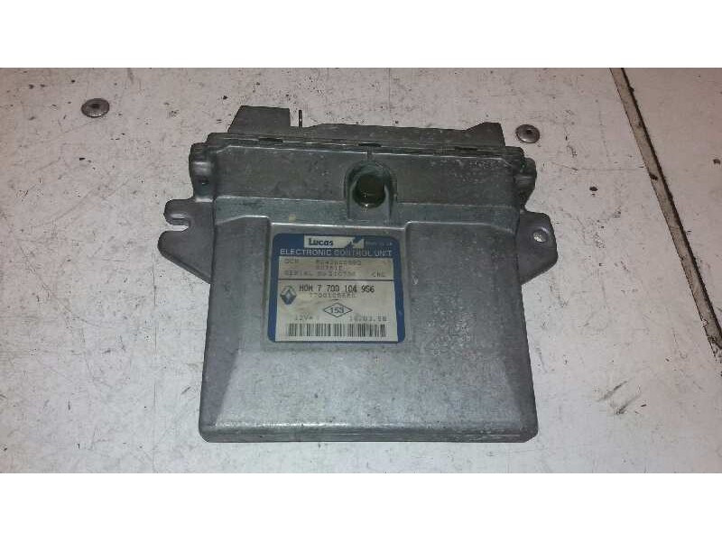 Recambio de centralita motor uce para renault clio ii fase i (b/cbo) 1.9 d referencia OEM IAM 7700104956 R04080009D 